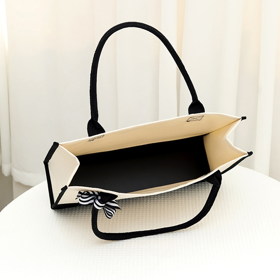 Cartoon-printed light white ca - Tote Bag Canvas Print incelemesi ve fiyatı